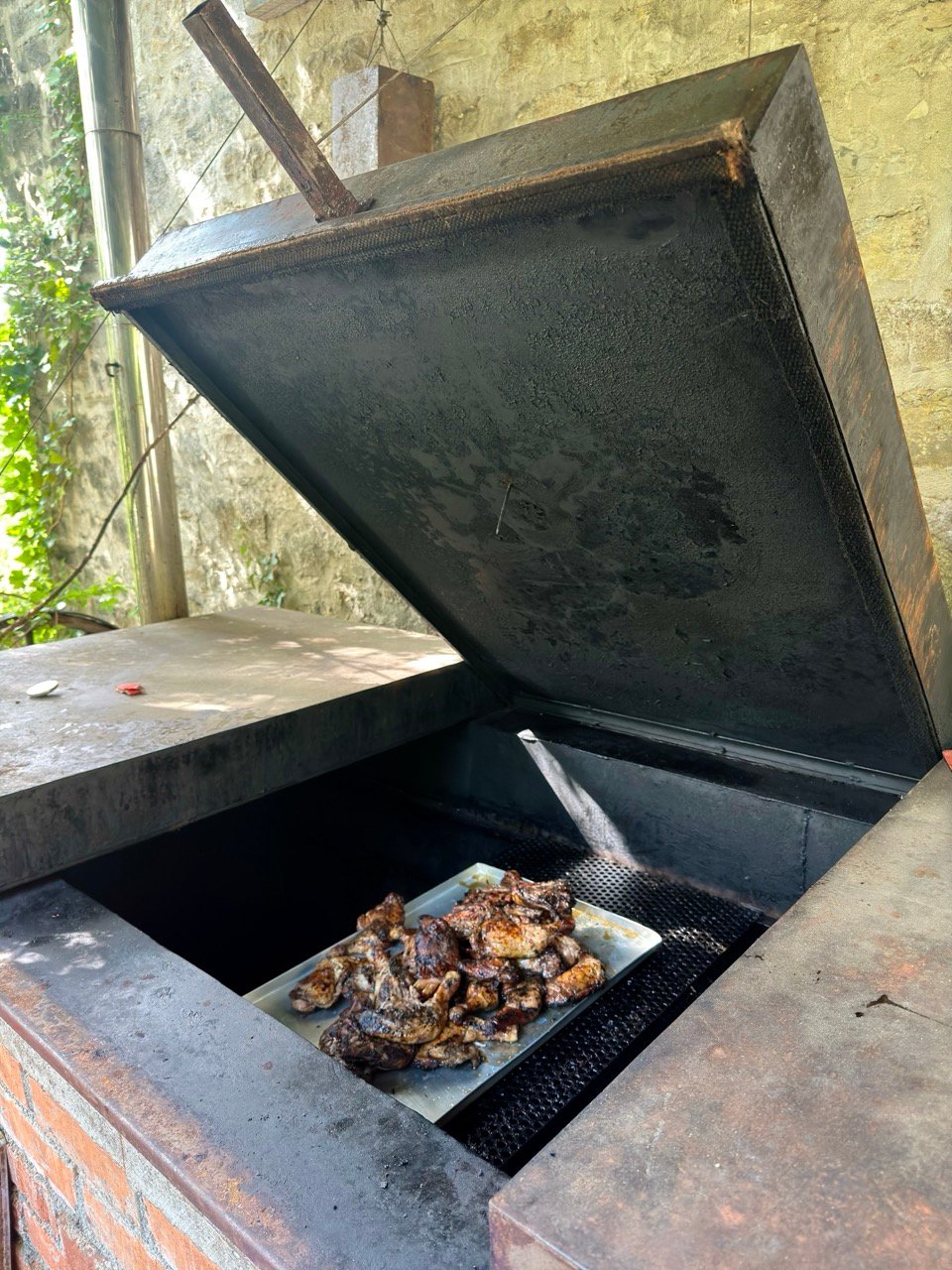 Groß (4264924E-88A6-45D8-A8A2-4250783E3EBB)